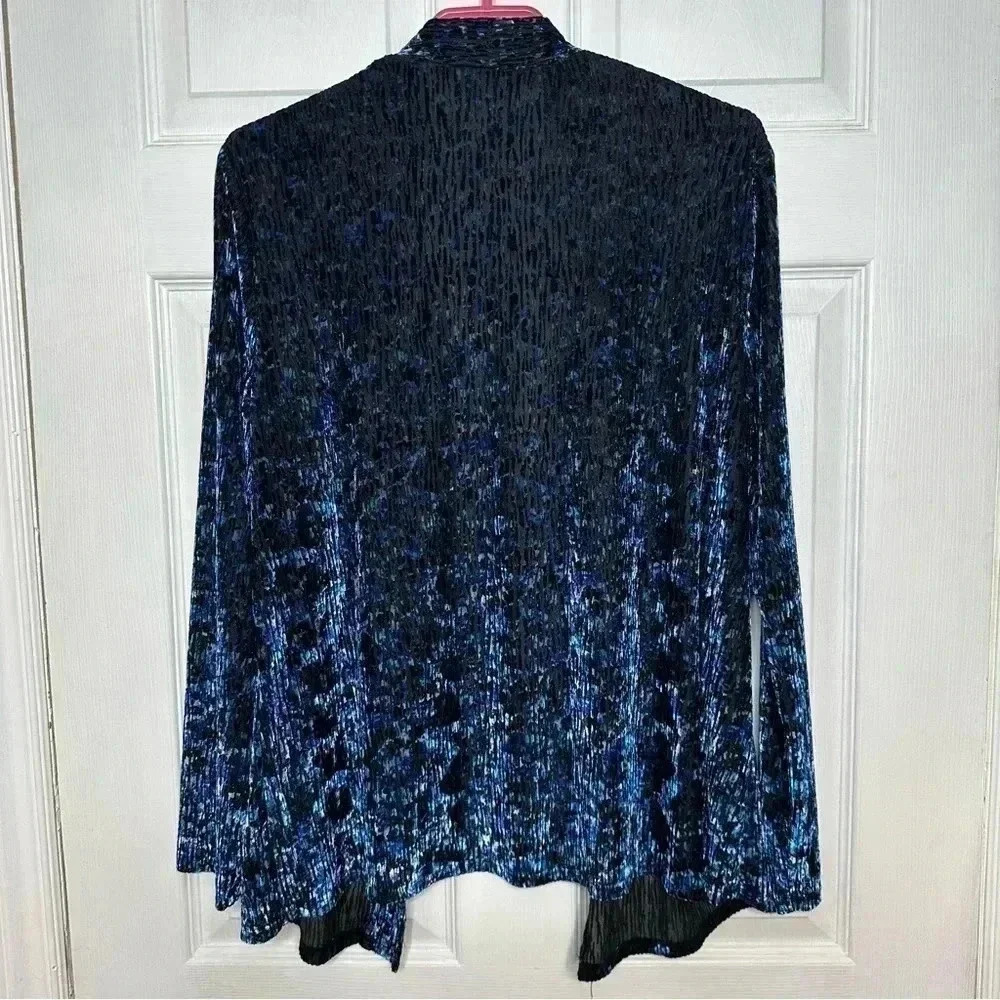 Tanjay Cardigan  Velvet Blue / Black / White Size Large - Picture 12 of 16